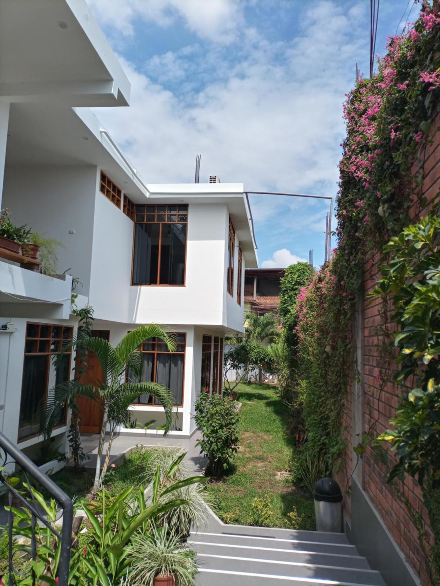Alojamiento Familiar Custodia Tarapoto Extérieur photo