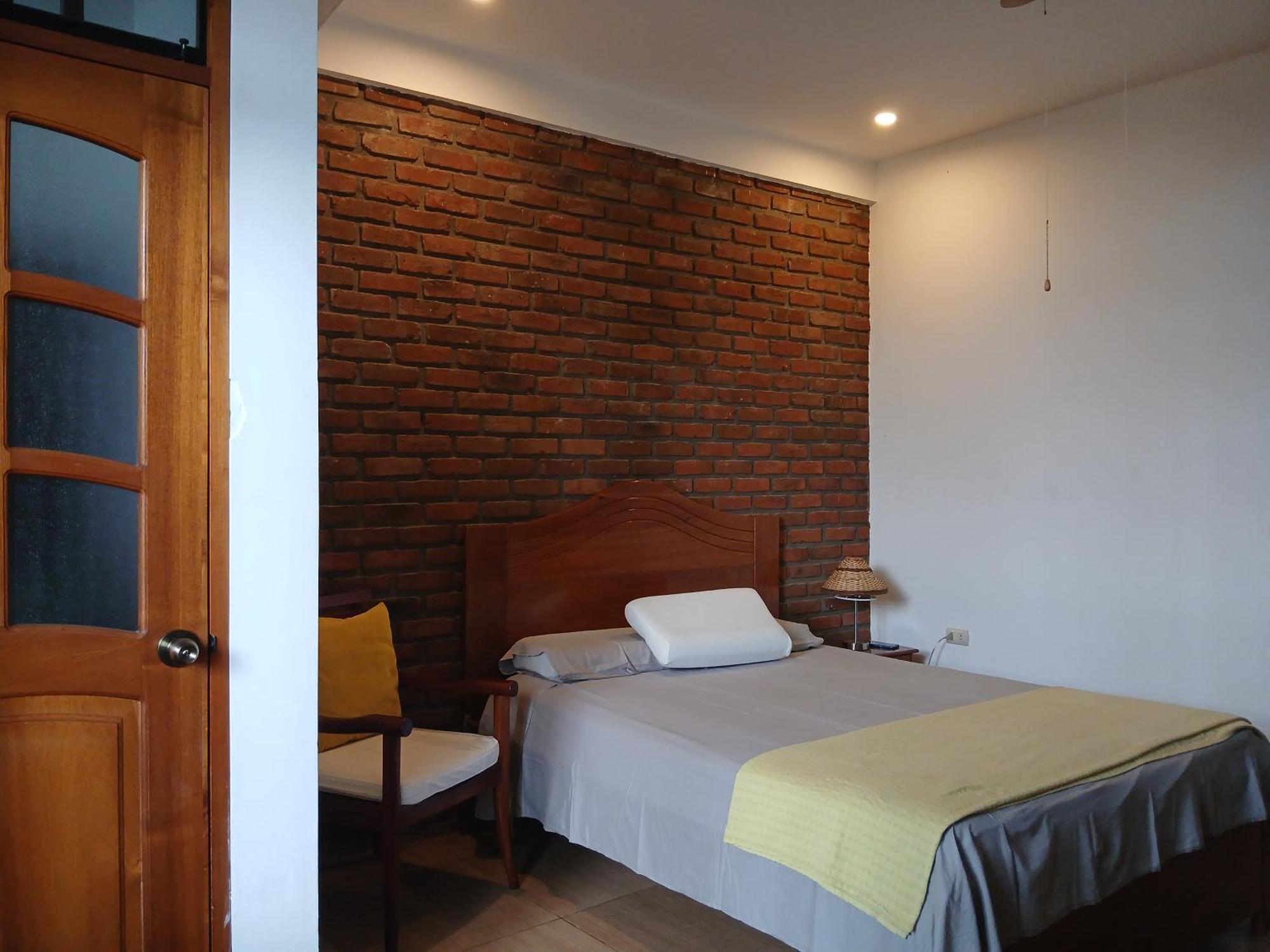Alojamiento Familiar Custodia Tarapoto Extérieur photo